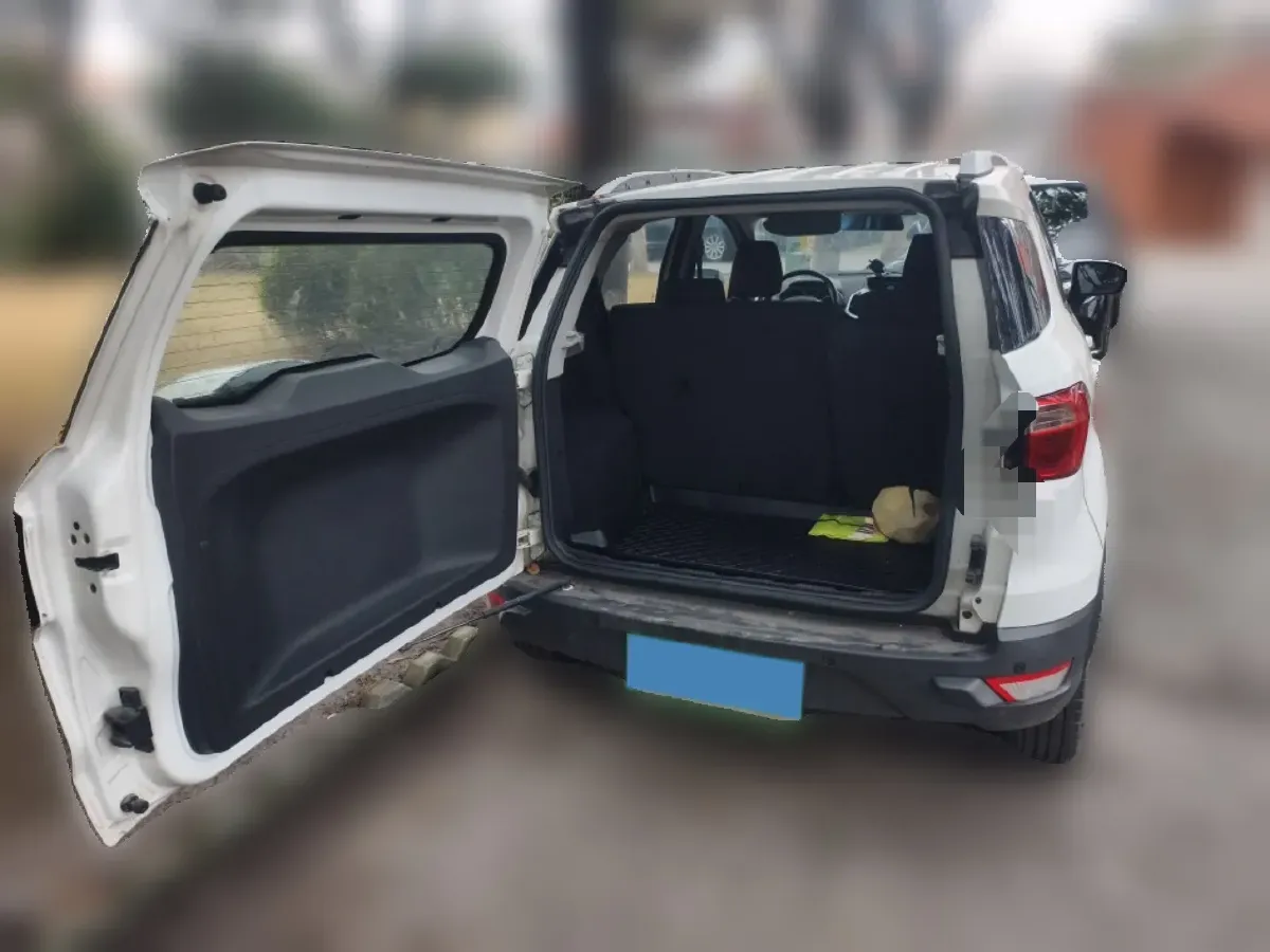 2013 Ford EcoSport 1.0T 125HP L3 5MT,autocango,china used car exporter,china ev exporter,chinese used car exporter,chinese used ev exporter