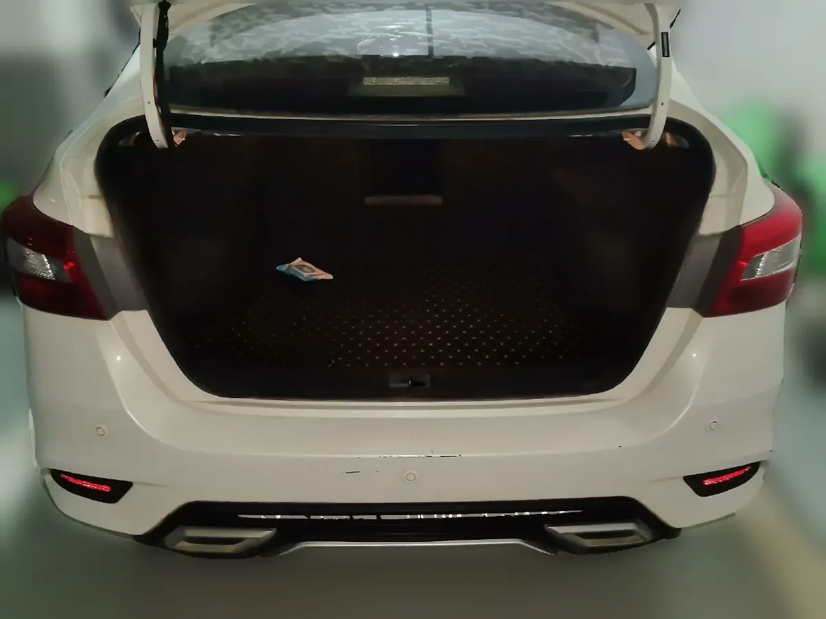 2016 BYD Song 2.0T 205HP L4 6DCT,autocango,china used car exporter,china ev exporter,chinese used car exporter,chinese used ev exporter