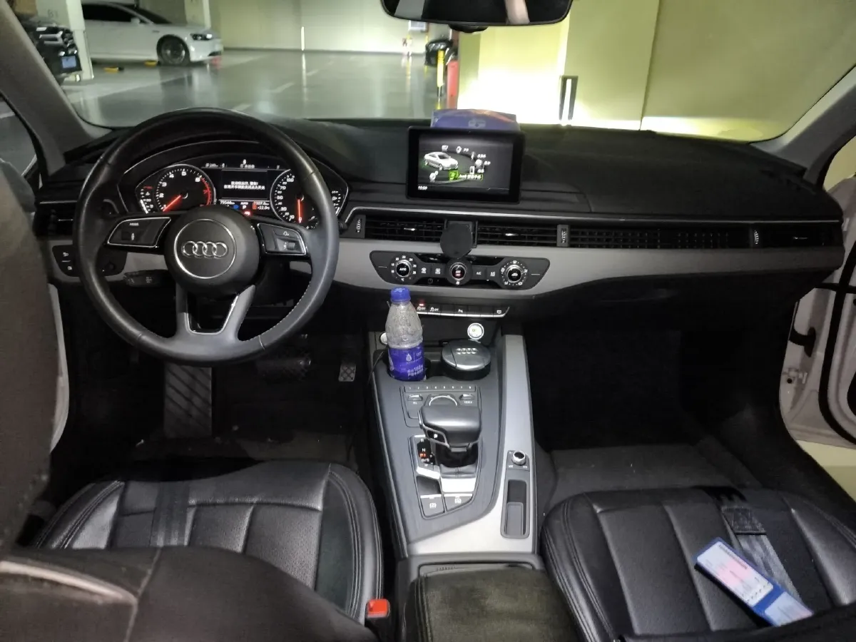 2019 Audi A4L 2.0T 190HP L4 7DCT,autocango,china used car exporter,china ev exporter,chinese used car exporter,chinese used ev exporter