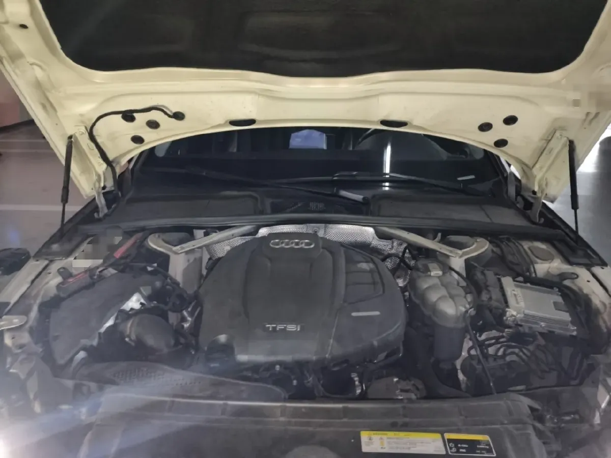 2019 Audi A4L 2.0T 190HP L4 7DCT,autocango,china used car exporter,china ev exporter,chinese used car exporter,chinese used ev exporter