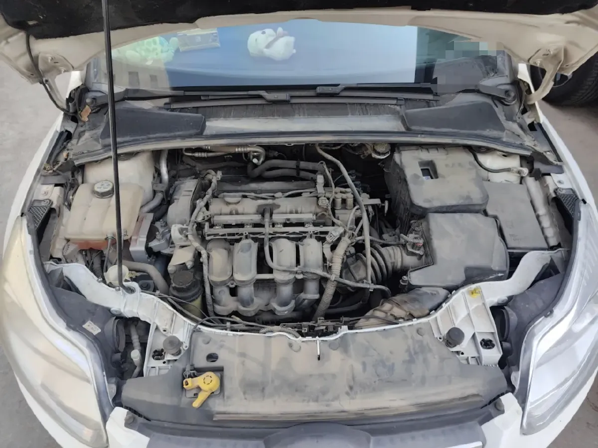 2012 Ford Focus 1.6L 125HP L4 6DCT,autocango,china used car exporter,china ev exporter,chinese used car exporter,chinese used ev exporter