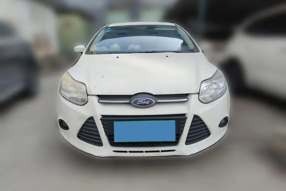 2012 Ford Focus 1.6L 125HP L4 6DCT,autocango,china used car exporter,china ev exporter,chinese used car exporter,chinese used ev exporter