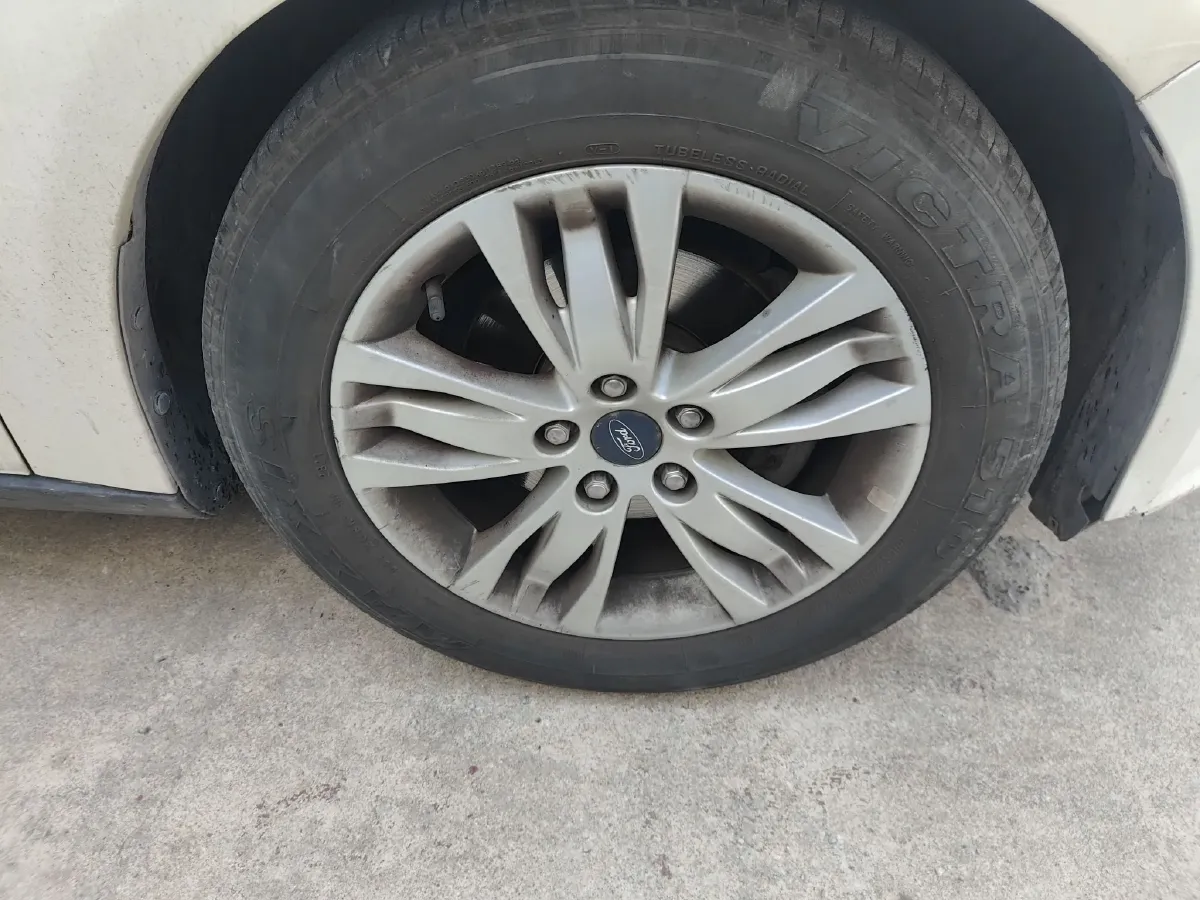 2012 Ford Focus 1.6L 125HP L4 6DCT,autocango,china used car exporter,china ev exporter,chinese used car exporter,chinese used ev exporter