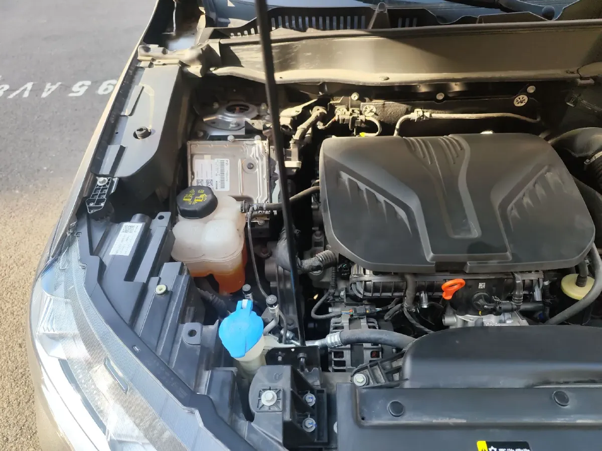 2021 Haval H6 2.0T 211HP L4 7DCT,autocango,china used car exporter,china ev exporter,chinese used car exporter,chinese used ev exporter