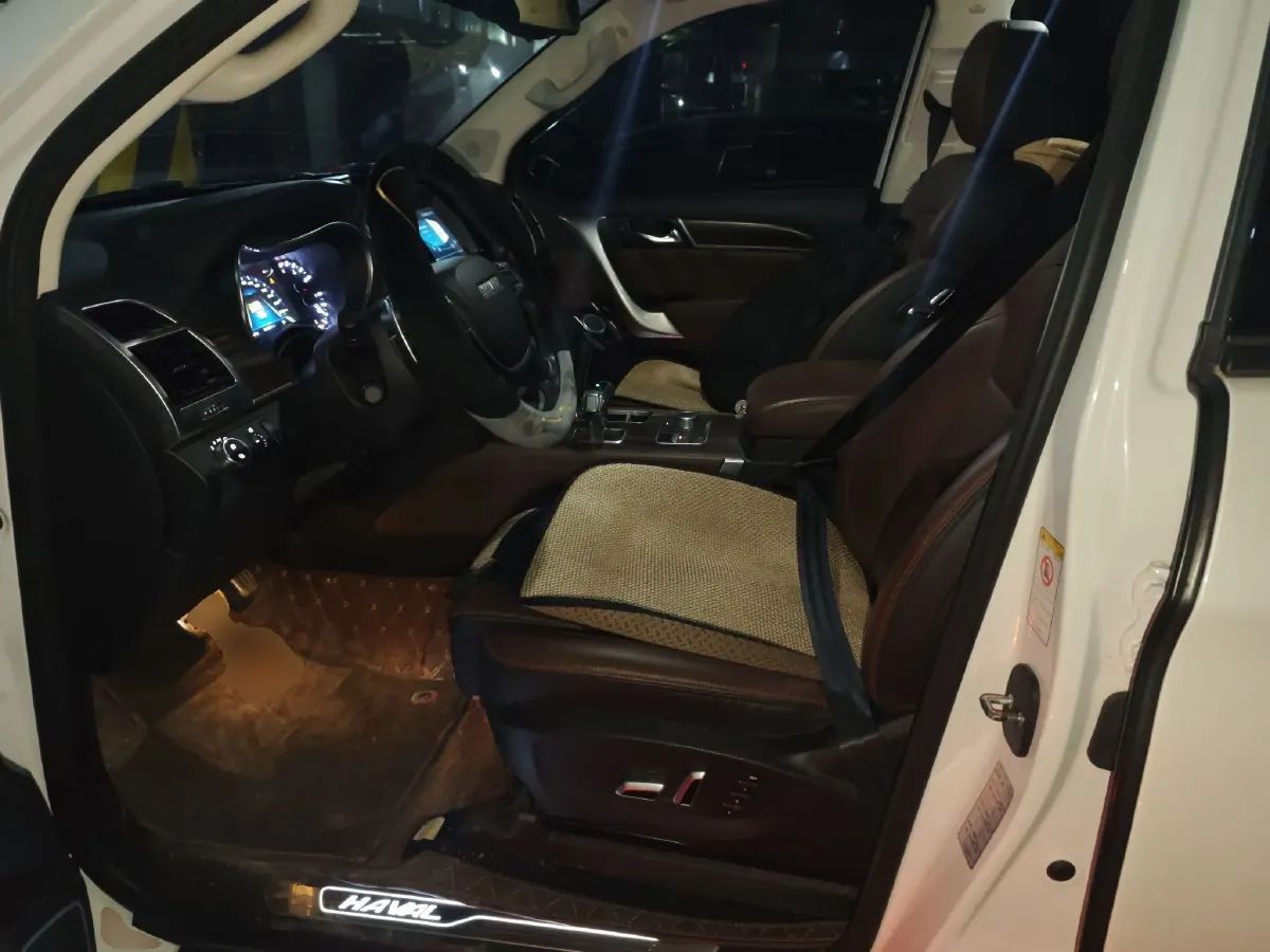 2017 Haval H9 2.0T 252HP L4 8AT,autocango,china used car exporter,china ev exporter,chinese used car exporter,chinese used ev exporter
