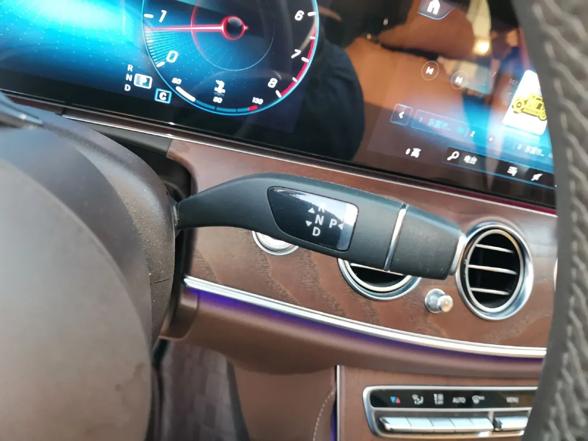 2023 Mercedes-Benz E Class 2.0T 258HP L4 9AT,autocango,china used car exporter,china ev exporter,chinese used car exporter,chinese used ev exporter