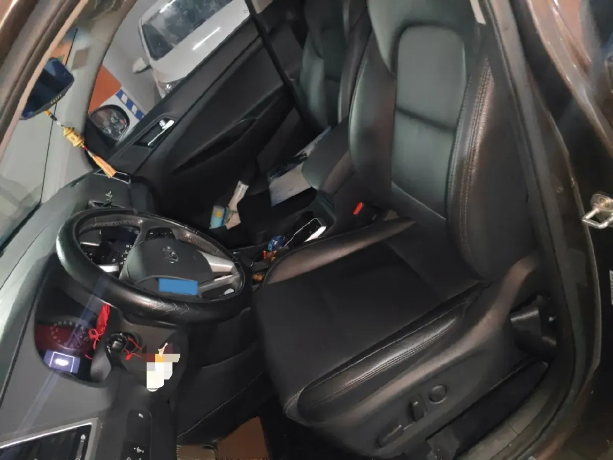 2015 Hyundai ix35 2.0L 160HP L4 6AT,autocango,china used car exporter,china ev exporter,chinese used car exporter,chinese used ev exporter