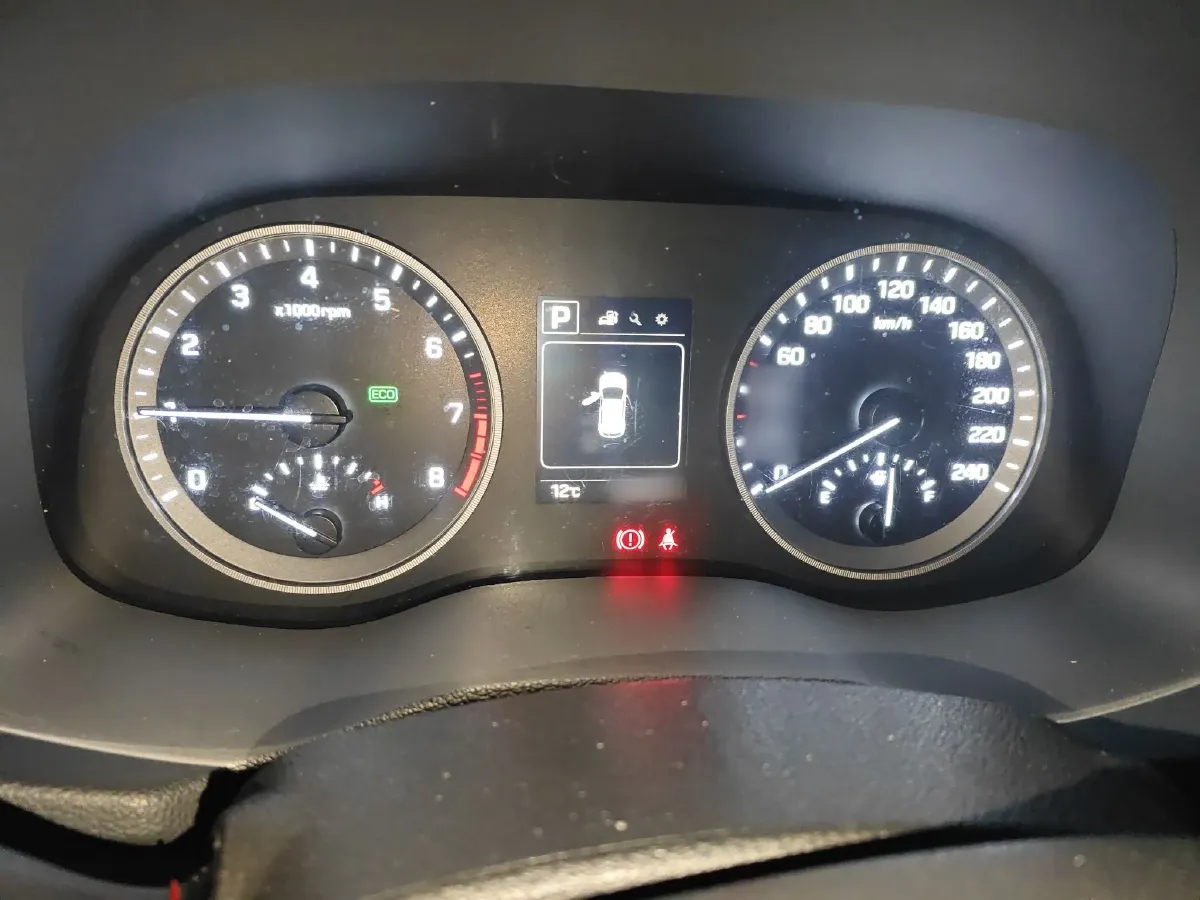 2015 Hyundai ix35 2.0L 160HP L4 6AT,autocango,china used car exporter,china ev exporter,chinese used car exporter,chinese used ev exporter