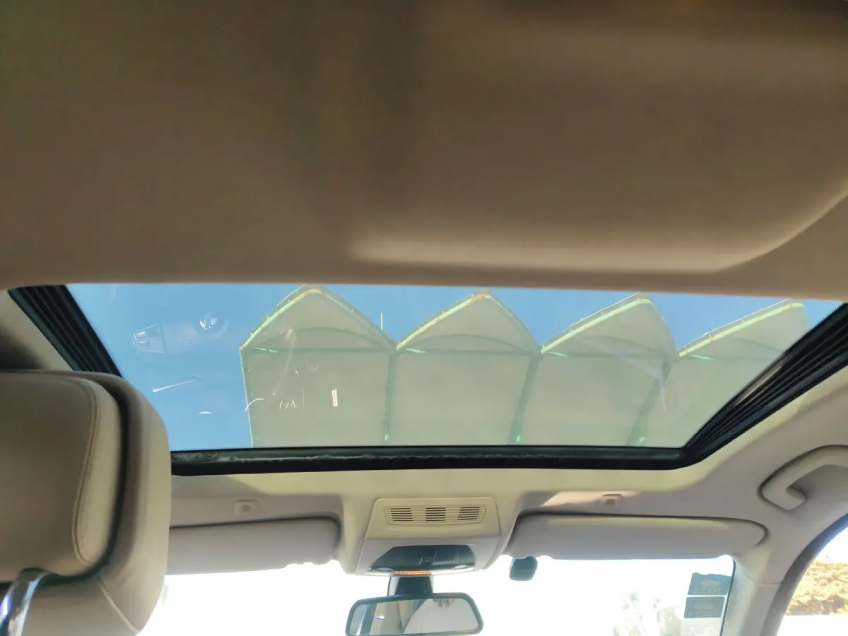 2012 BMW 5 Series 2.5L 177HP L6 8AT,autocango,china used car exporter,china ev exporter,chinese used car exporter,chinese used ev exporter