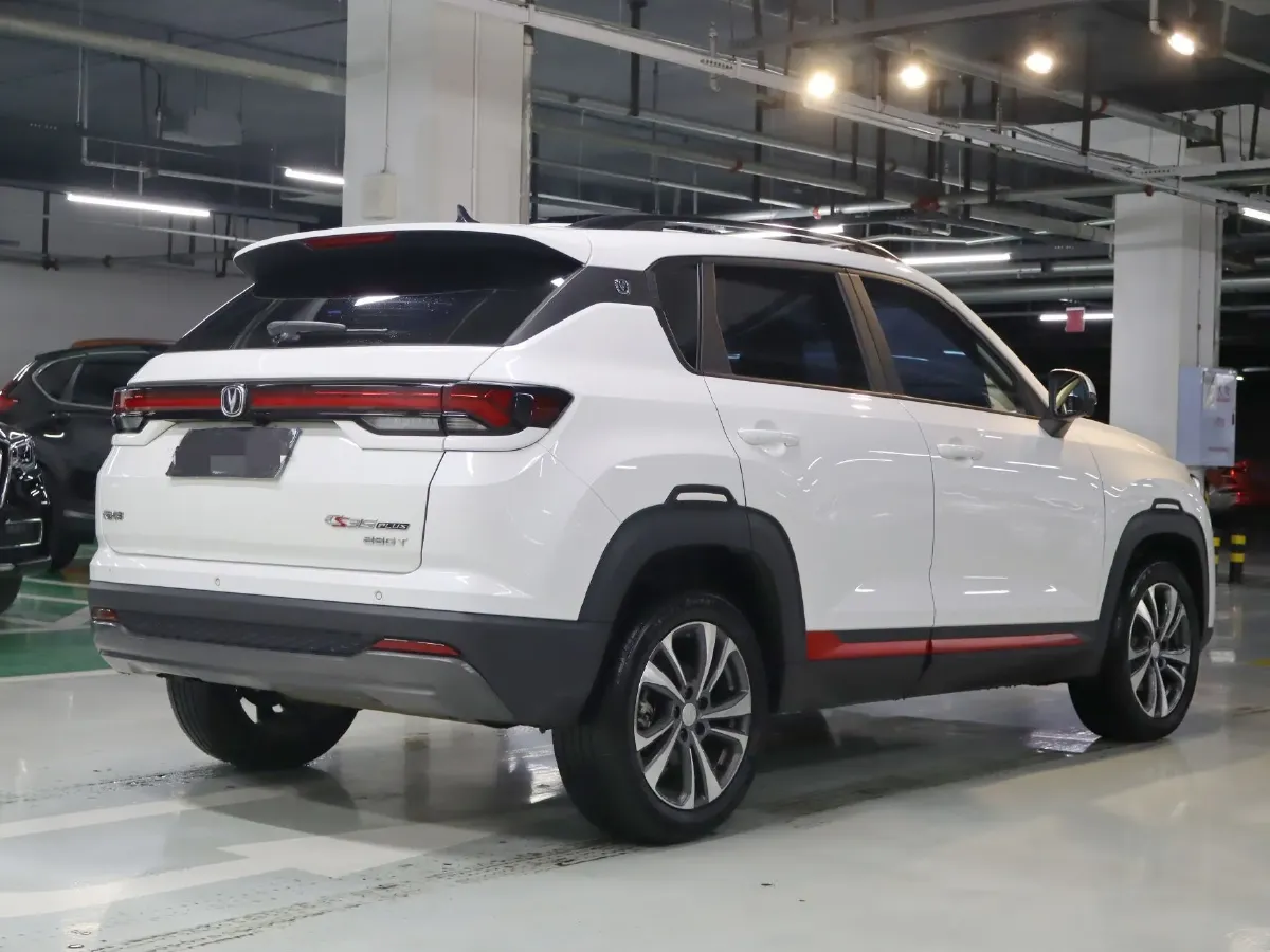 2023 ChangAn CS35 Plus 1.4T 160HP L4 7DCT,autocango,china used car exporter,china ev exporter,chinese used car exporter,chinese used ev exporter