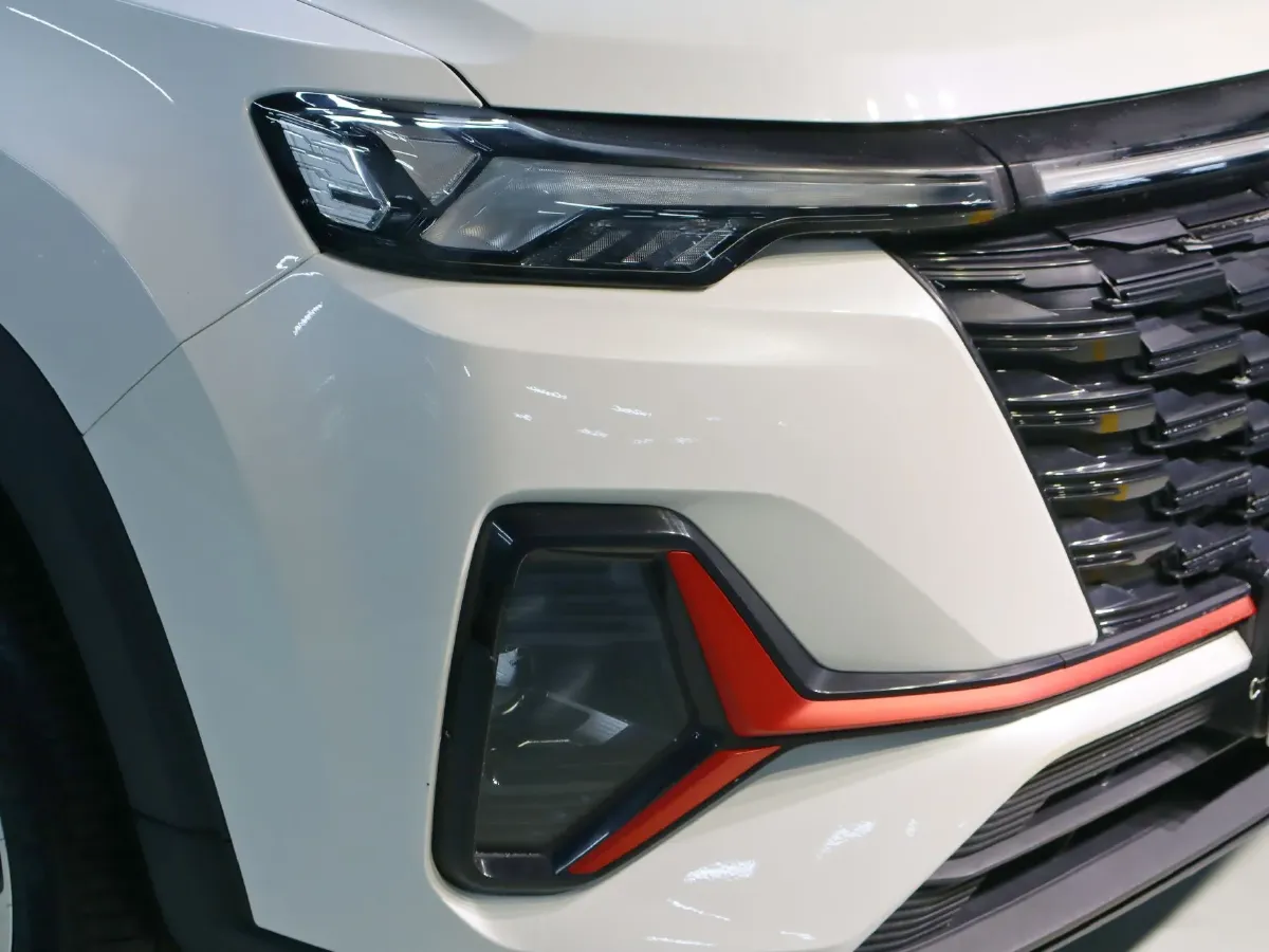 2023 ChangAn CS35 Plus 1.4T 160HP L4 7DCT,autocango,china used car exporter,china ev exporter,chinese used car exporter,chinese used ev exporter