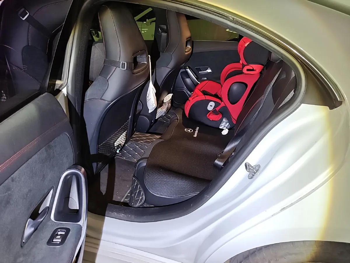 2022 Mercedes-Benz CLA Class 1.3T 163HP L4 8DCT,autocango,china used car exporter,china ev exporter,chinese used car exporter,chinese used ev exporter