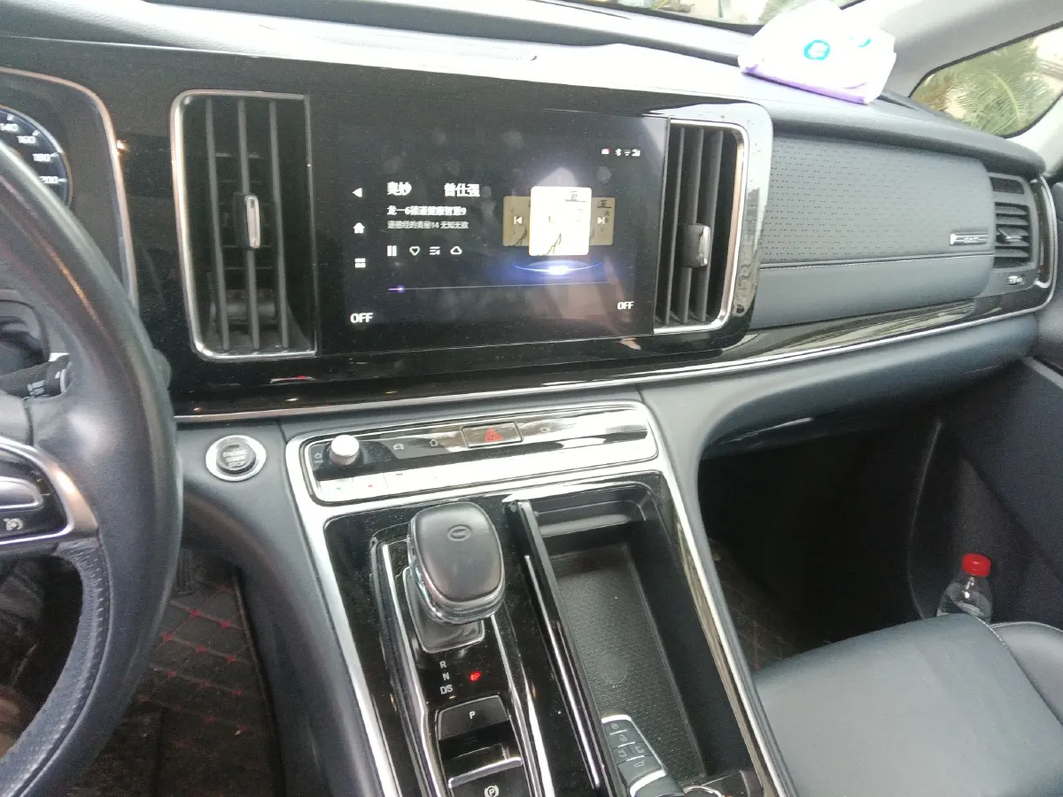 2021 GAC Trumpchi M8 2.0T 252HP L4 8AT,autocango,china used car exporter,china ev exporter,chinese used car exporter,chinese used ev exporter