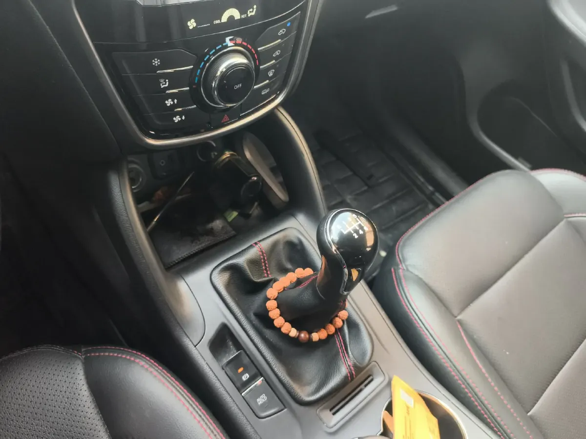 2014 ChangAn CS75 2.0L 158HP L4 6MT,autocango,china used car exporter,china ev exporter,chinese used car exporter,chinese used ev exporter