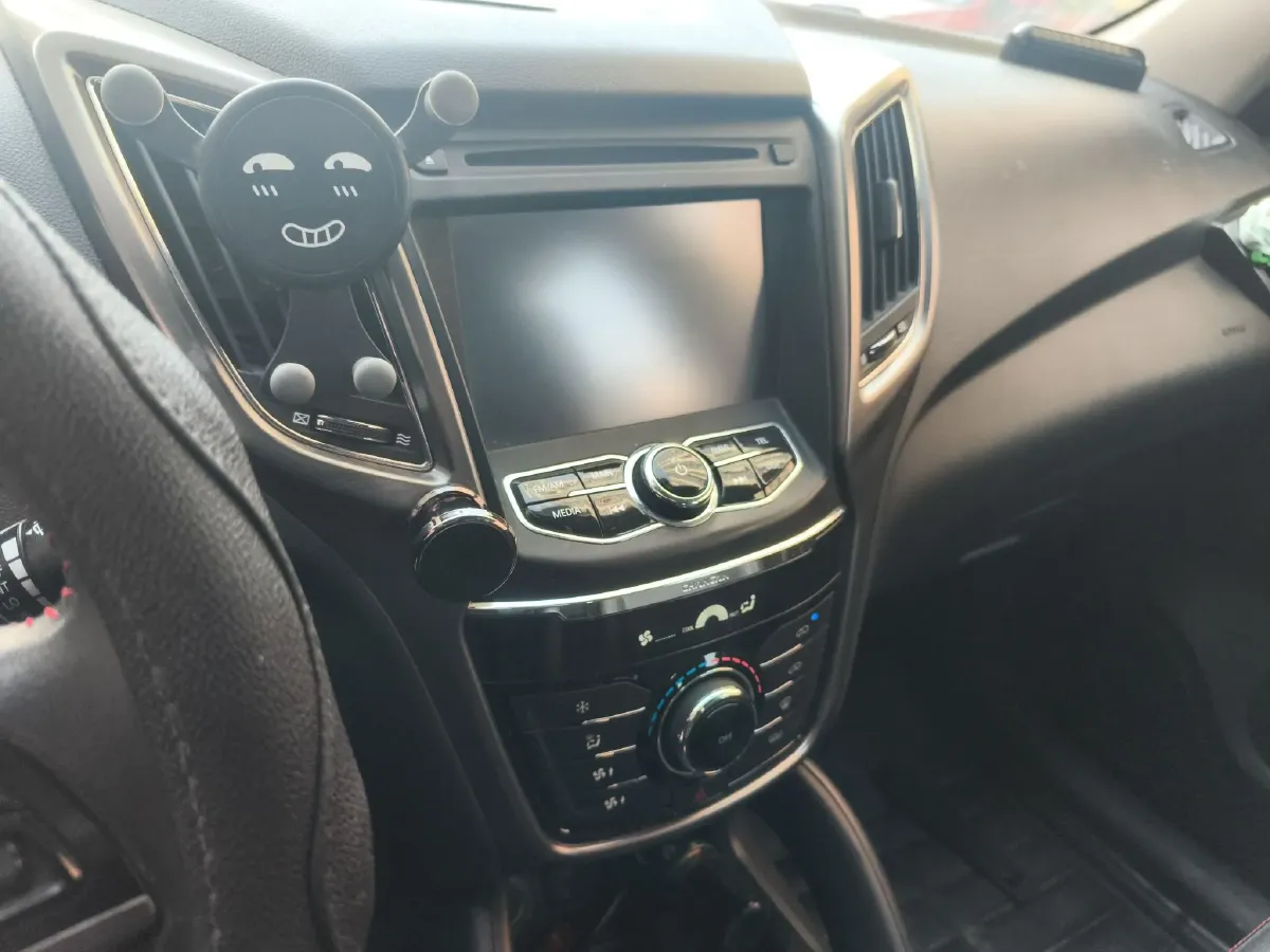 2014 ChangAn CS75 2.0L 158HP L4 6MT,autocango,china used car exporter,china ev exporter,chinese used car exporter,chinese used ev exporter