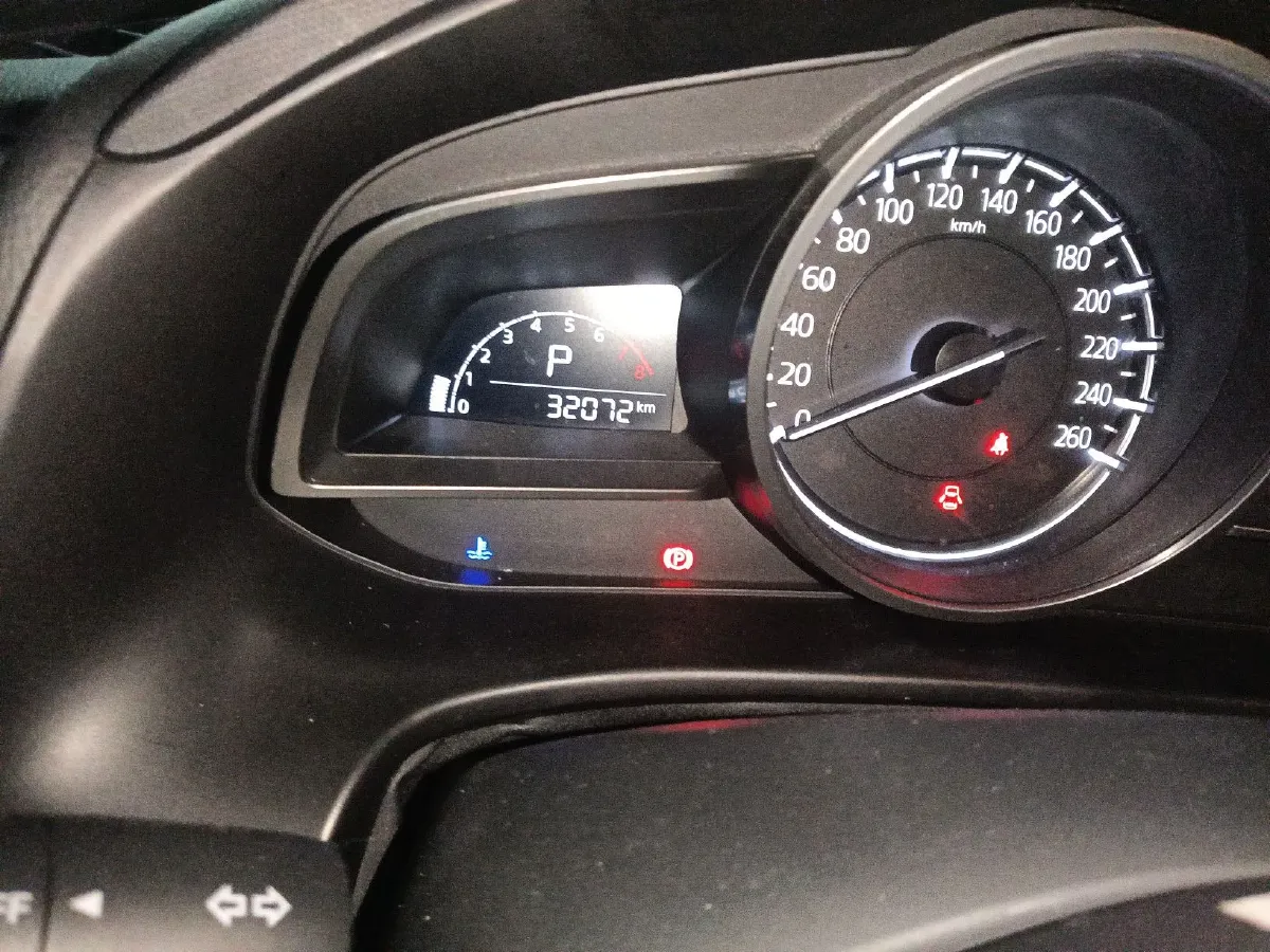 2017 Mazda 3 Axela 1.5L 117HP L4 6AT,autocango,china used car exporter,china ev exporter,chinese used car exporter,chinese used ev exporter