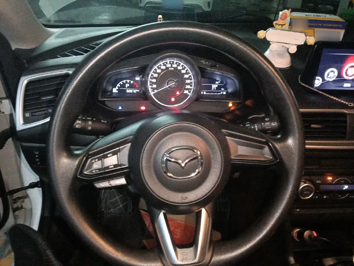 2017 Mazda 3 Axela 1.5L 117HP L4 6AT,autocango,china used car exporter,china ev exporter,chinese used car exporter,chinese used ev exporter