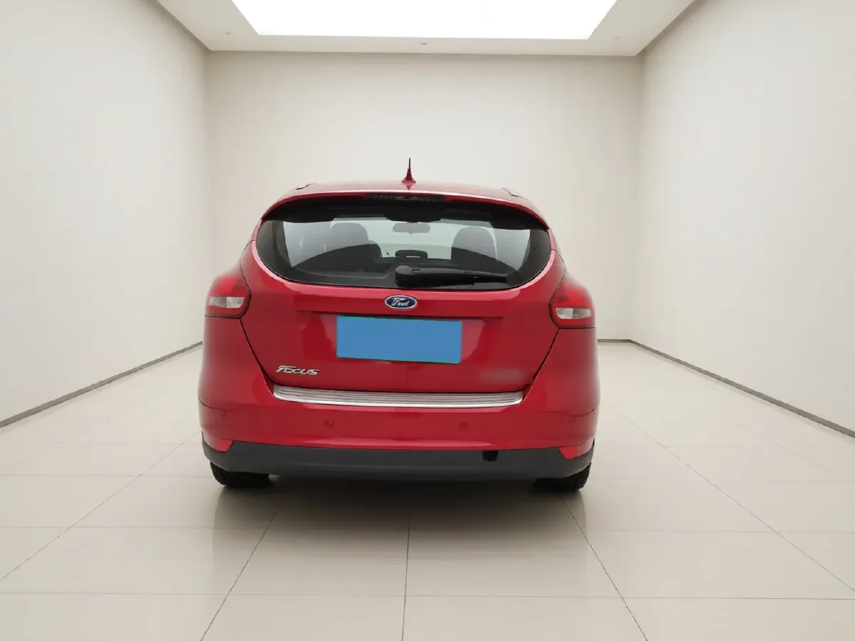 2017 Ford Focus 1.6L 125HP L4 6DCT,autocango,china used car exporter,china ev exporter,chinese used car exporter,chinese used ev exporter