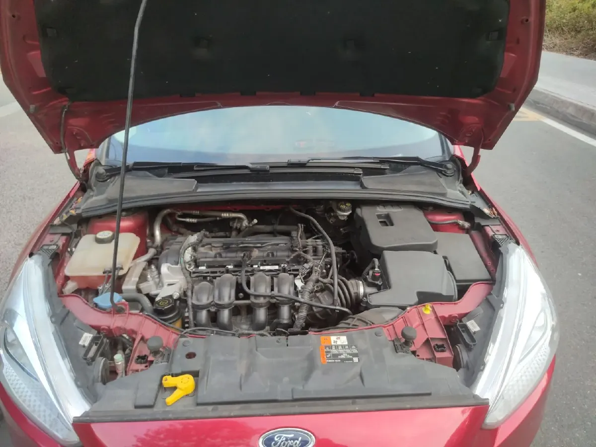 2017 Ford Focus 1.6L 125HP L4 6DCT,autocango,china used car exporter,china ev exporter,chinese used car exporter,chinese used ev exporter