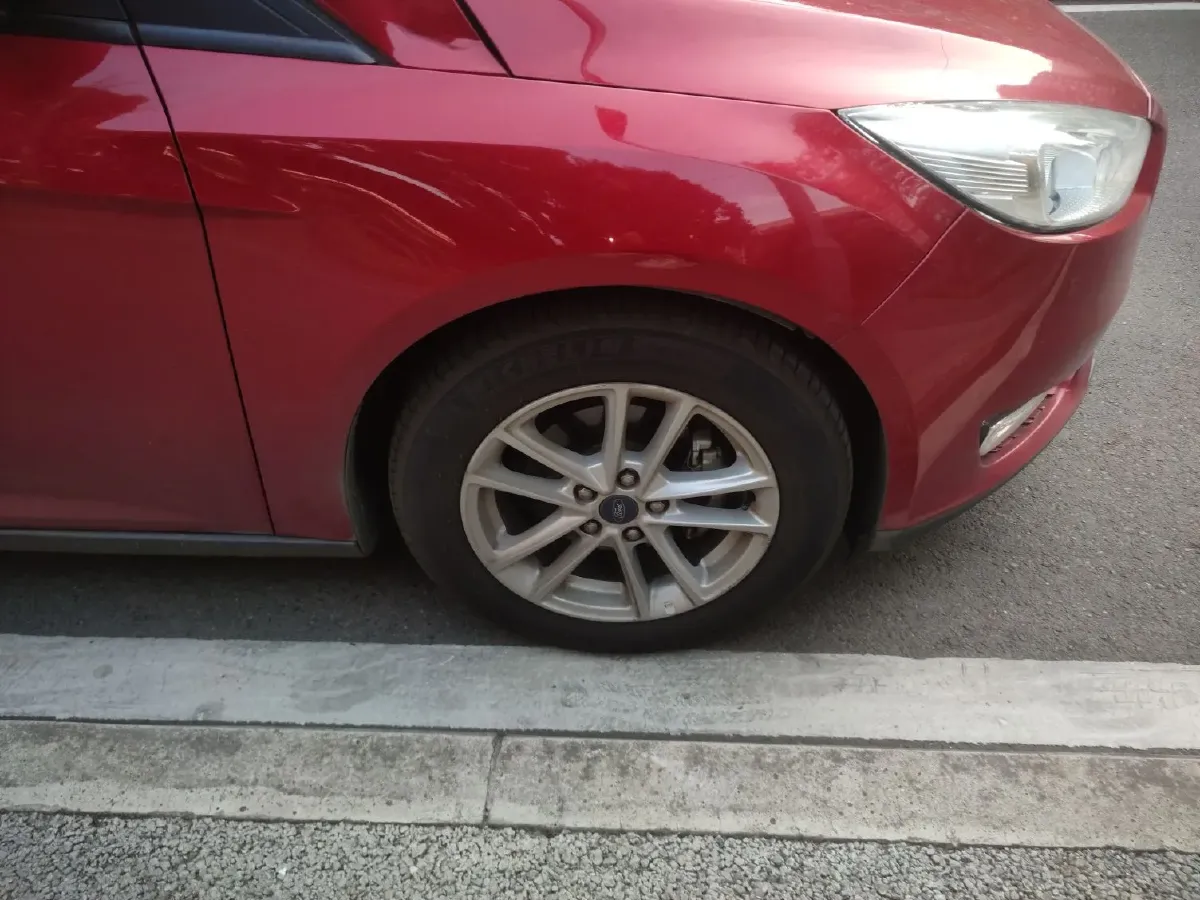 2017 Ford Focus 1.6L 125HP L4 6DCT,autocango,china used car exporter,china ev exporter,chinese used car exporter,chinese used ev exporter