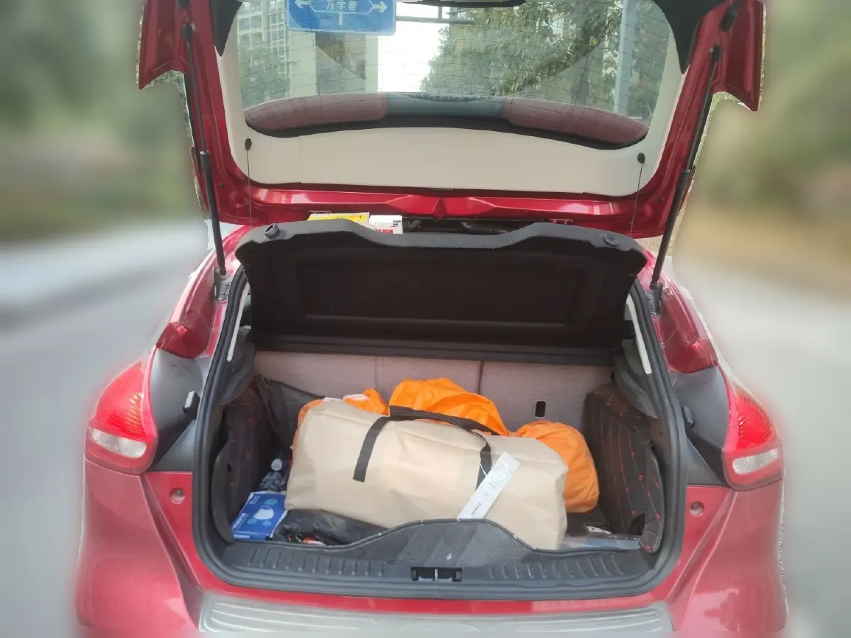 2017 Ford Focus 1.6L 125HP L4 6DCT,autocango,china used car exporter,china ev exporter,chinese used car exporter,chinese used ev exporter