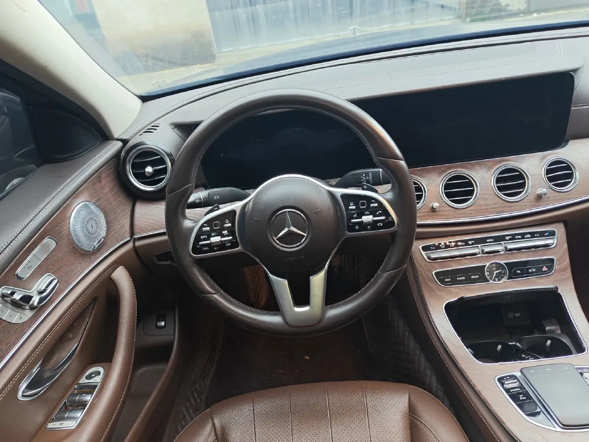 2019 Mercedes-Benz E Class 2.0T 258HP L4 9AT,autocango,china used car exporter,china ev exporter,chinese used car exporter,chinese used ev exporter