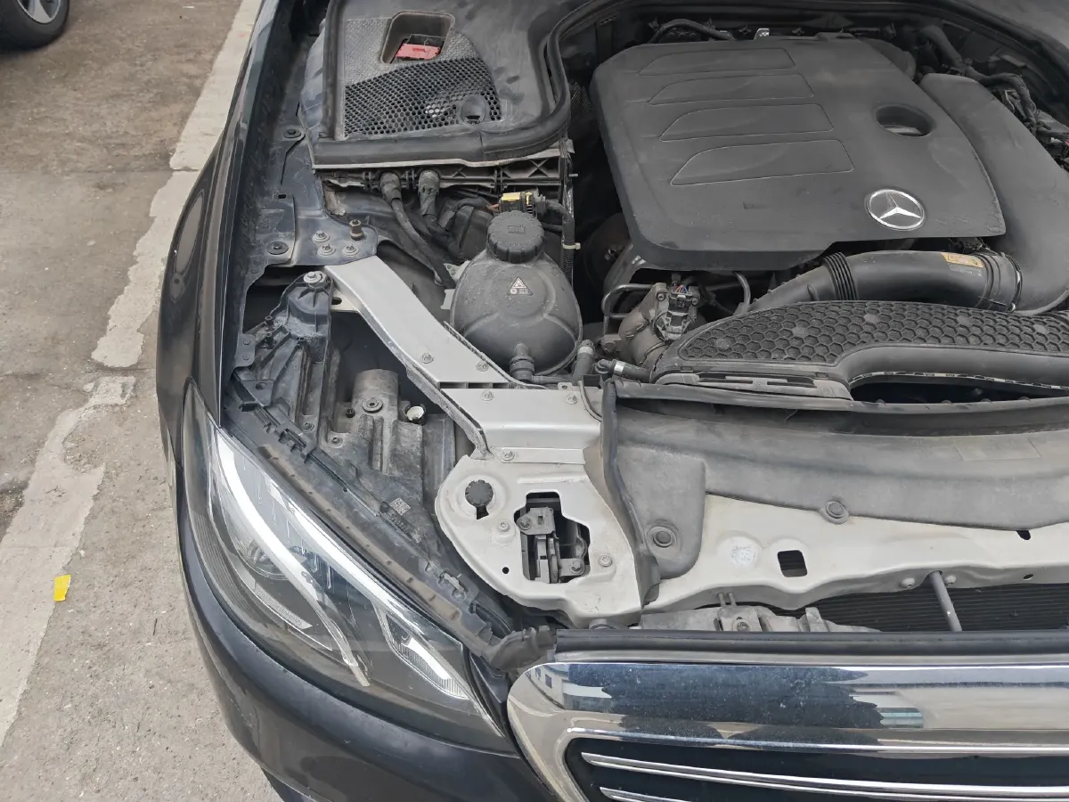 2019 Mercedes-Benz E Class 2.0T 258HP L4 9AT,autocango,china used car exporter,china ev exporter,chinese used car exporter,chinese used ev exporter