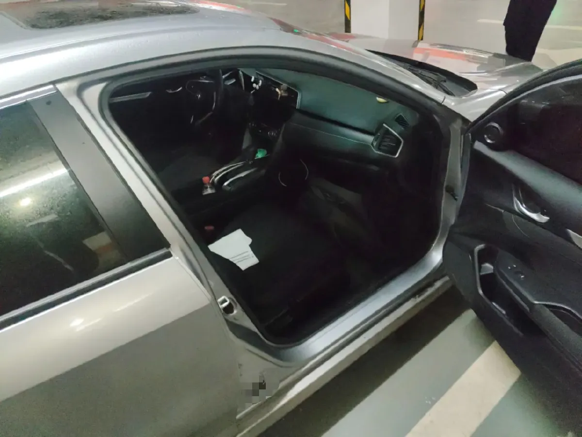 2016 Honda Civic 1.5T 177HP L4 CVT,autocango,china used car exporter,china ev exporter,chinese used car exporter,chinese used ev exporter