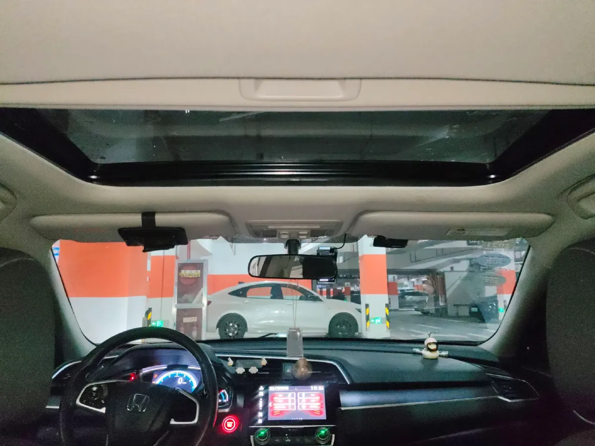 2016 Honda Civic 1.5T 177HP L4 CVT,autocango,china used car exporter,china ev exporter,chinese used car exporter,chinese used ev exporter