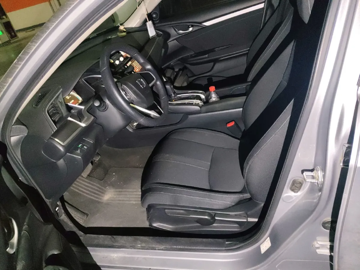 2016 Honda Civic 1.5T 177HP L4 CVT,autocango,china used car exporter,china ev exporter,chinese used car exporter,chinese used ev exporter