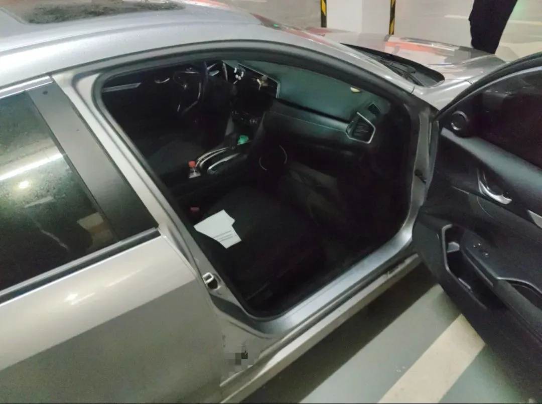 2016 Honda Civic 1.5T 177HP L4 CVT,autocango,china used car exporter,china ev exporter,chinese used car exporter,chinese used ev exporter