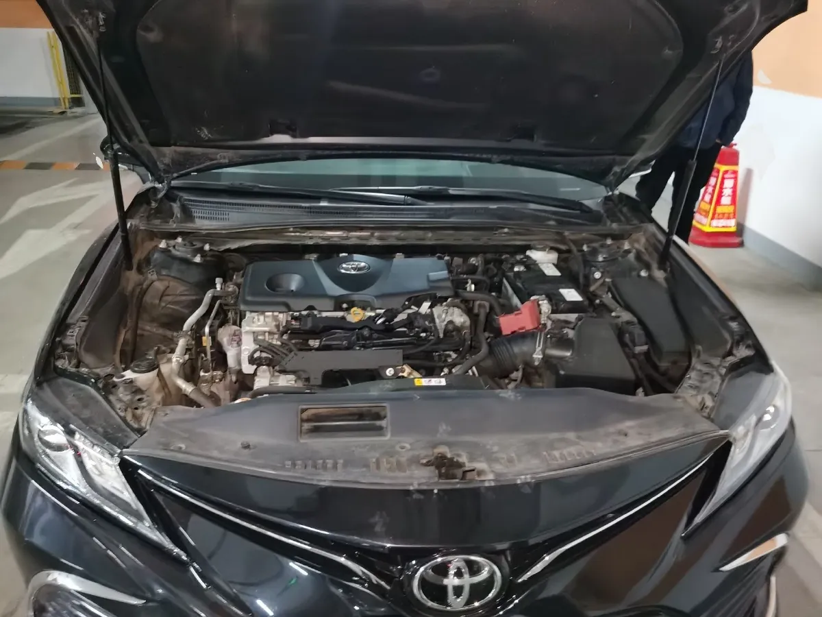 2021 Toyota Camry 2.5L 209HP L4 8AT,autocango,china used car exporter,china ev exporter,chinese used car exporter,chinese used ev exporter