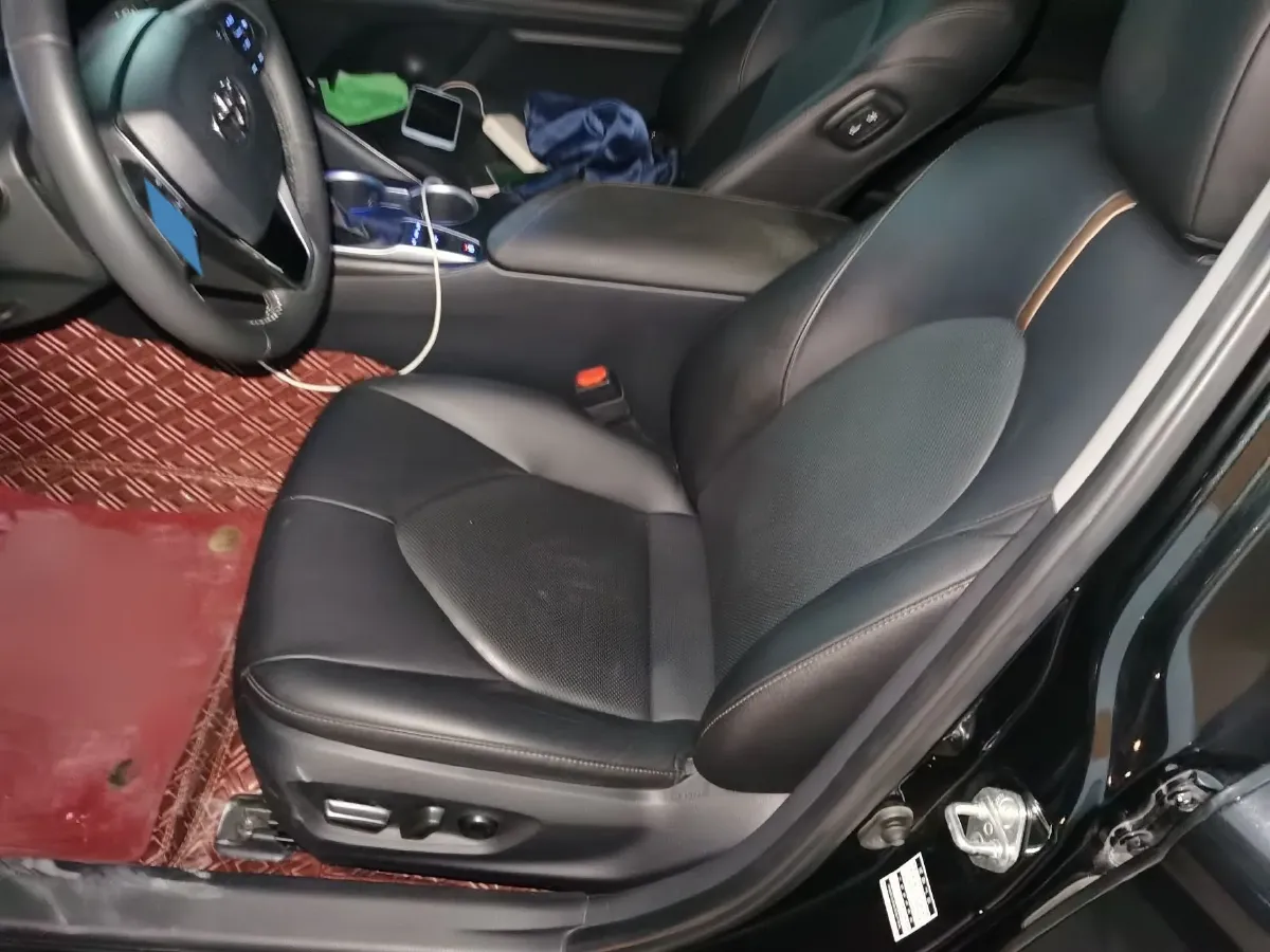 2021 Toyota Camry 2.5L 209HP L4 8AT,autocango,china used car exporter,china ev exporter,chinese used car exporter,chinese used ev exporter