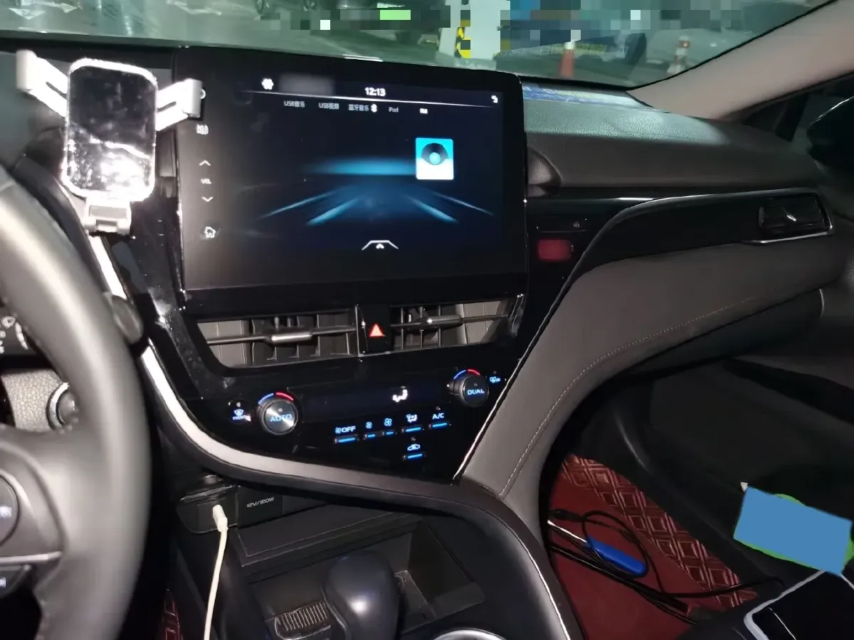 2021 Toyota Camry 2.5L 209HP L4 8AT,autocango,china used car exporter,china ev exporter,chinese used car exporter,chinese used ev exporter