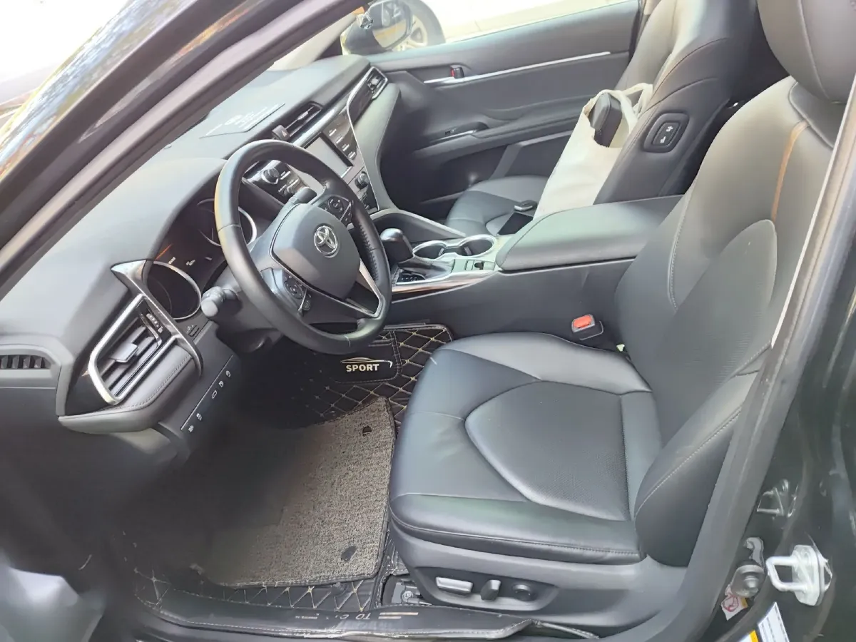 2018 Toyota Camry 2.0L 169HP L4 6AT,autocango,china used car exporter,china ev exporter,chinese used car exporter,chinese used ev exporter