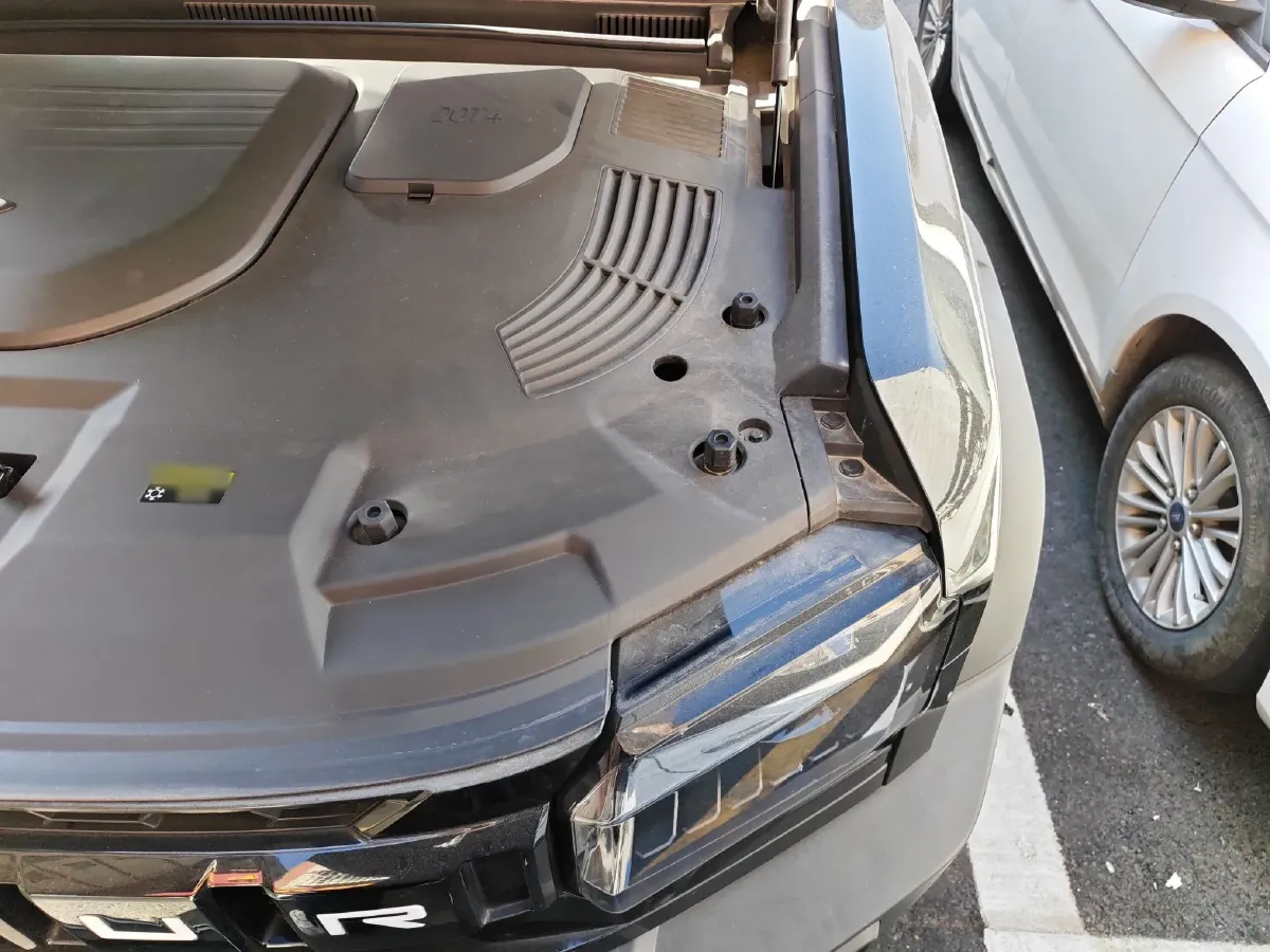 2024 Jetour Traveller 2.0T 254HP L4 7DCT,autocango,china used car exporter,china ev exporter,chinese used car exporter,chinese used ev exporter