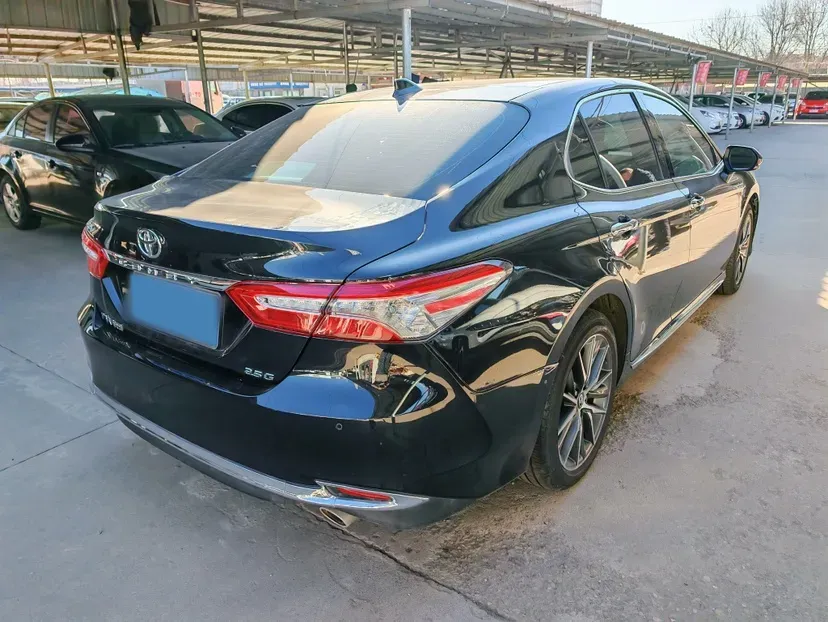 2023 Toyota Camry 2.5L 207HP L4 8AT,autocango,china used car exporter,china ev exporter,chinese used car exporter,chinese used ev exporter