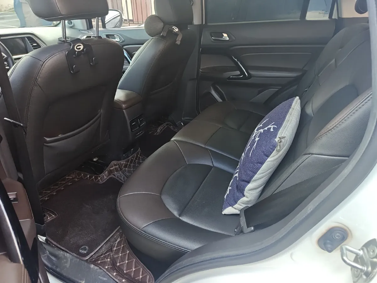 2017 GAC Trumpchi GS4 1.5T 152HP L4 6AT,autocango,china used car exporter,china ev exporter,chinese used car exporter,chinese used ev exporter