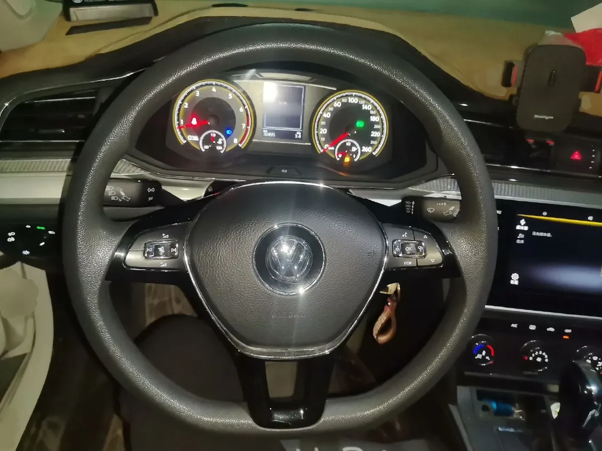 2021 Volkswagen Lamando 1.4T 131HP L4 7DCT,autocango,china used car exporter,china ev exporter,chinese used car exporter,chinese used ev exporter