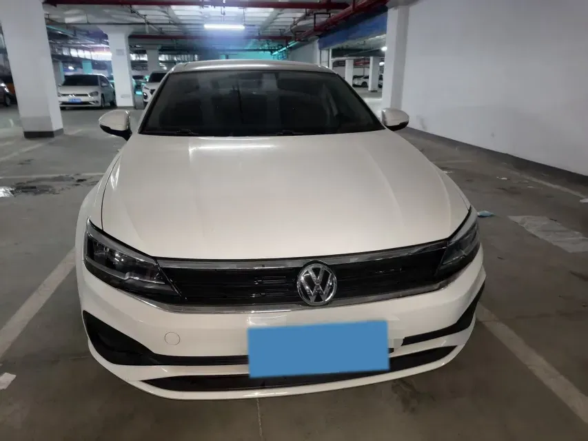 2021 Volkswagen Lamando 1.4T 131HP L4 7DCT,autocango,china used car exporter,china ev exporter,chinese used car exporter,chinese used ev exporter