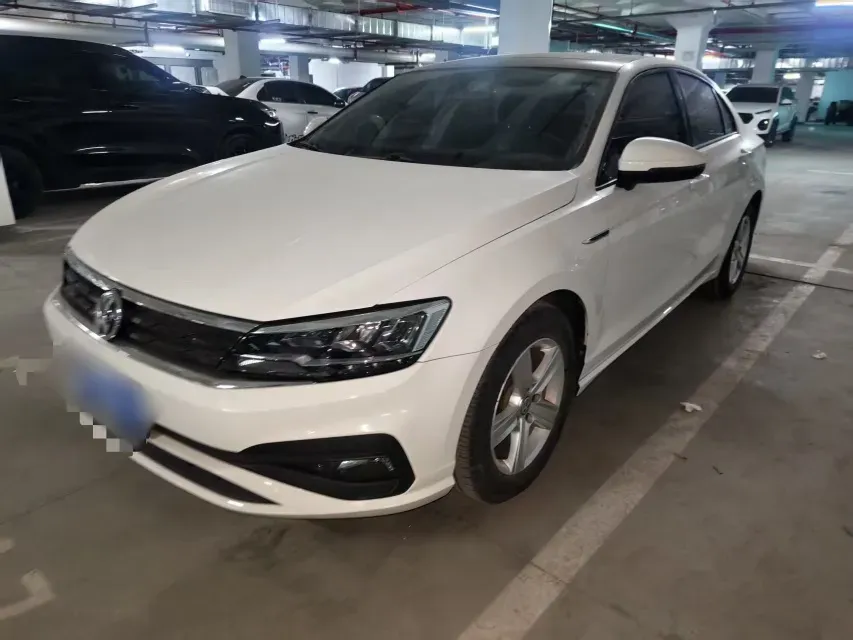 2021 Volkswagen Lamando 1.4T 131HP L4 7DCT,autocango,china used car exporter,china ev exporter,chinese used car exporter,chinese used ev exporter