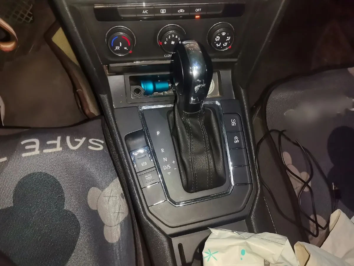 2021 Volkswagen Lamando 1.4T 131HP L4 7DCT,autocango,china used car exporter,china ev exporter,chinese used car exporter,chinese used ev exporter