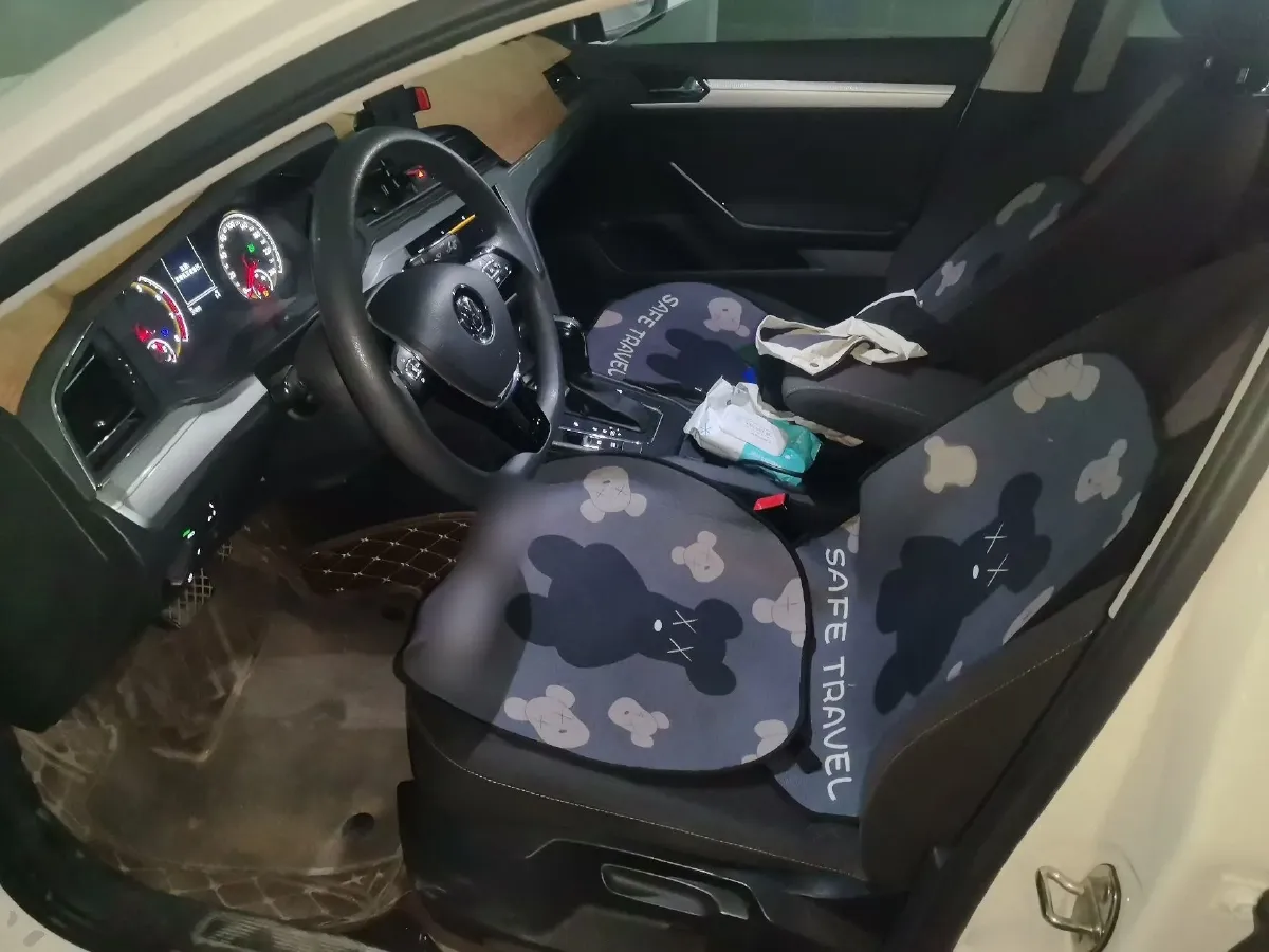 2021 Volkswagen Lamando 1.4T 131HP L4 7DCT,autocango,china used car exporter,china ev exporter,chinese used car exporter,chinese used ev exporter