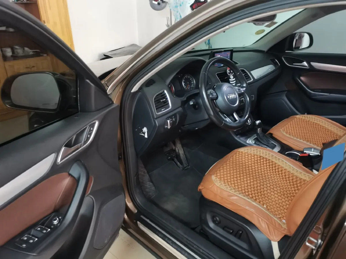 2015 Audi Q3 2.0T 170HP L4 7DCT,autocango,china used car exporter,china ev exporter,chinese used car exporter,chinese used ev exporter