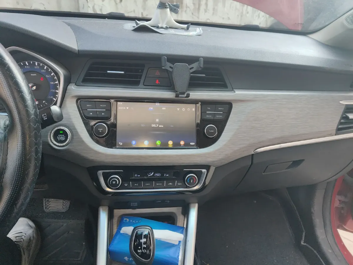 2018 Geely Vision X3 1.5L 102HP L4 4AT,autocango,china used car exporter,china ev exporter,chinese used car exporter,chinese used ev exporter