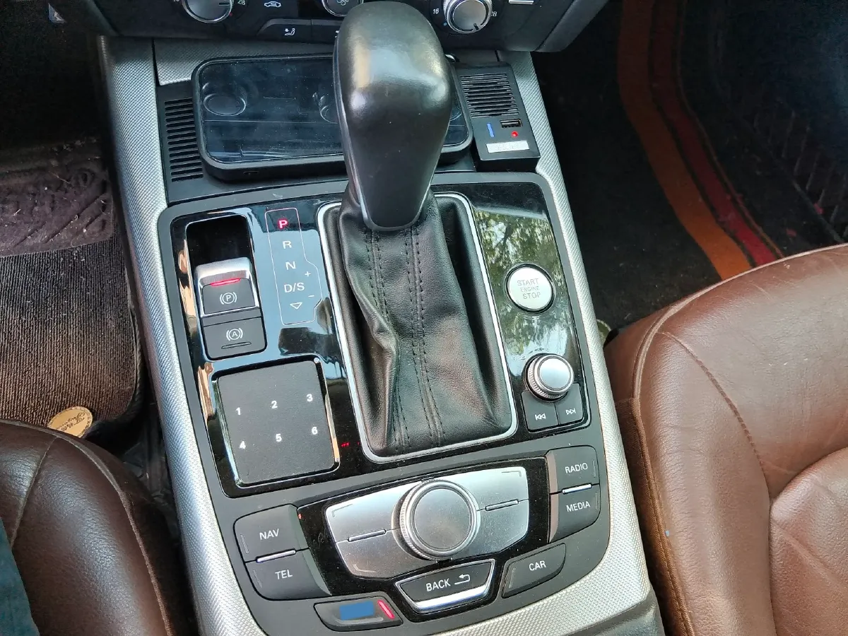 2018 Audi A6L 2.0T 211HP L4 8AT PHEV 14.1KWH,autocango,china used car exporter,china ev exporter,chinese used car exporter,chinese used ev exporter