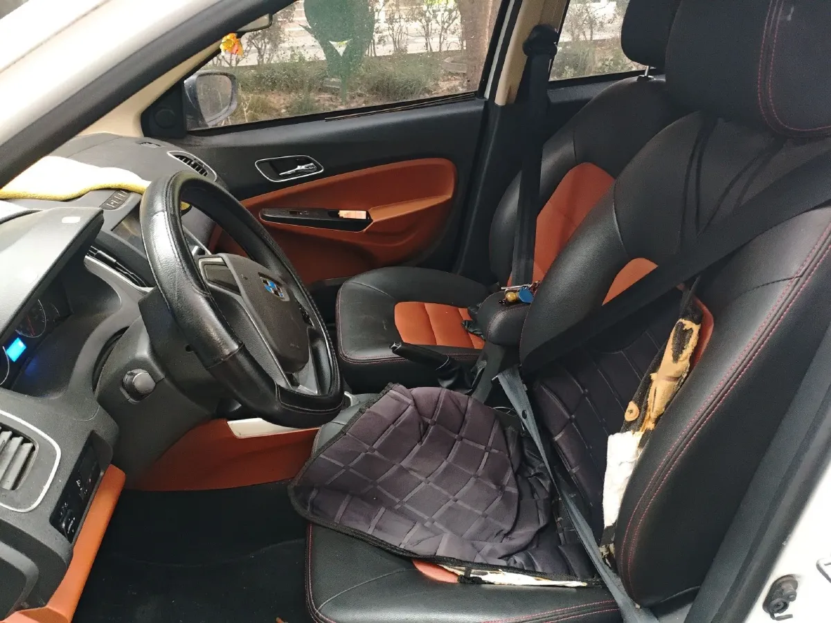 2016 Geely KingKong 1.5L 102HP L4 5MT,autocango,china used car exporter,china ev exporter,chinese used car exporter,chinese used ev exporter