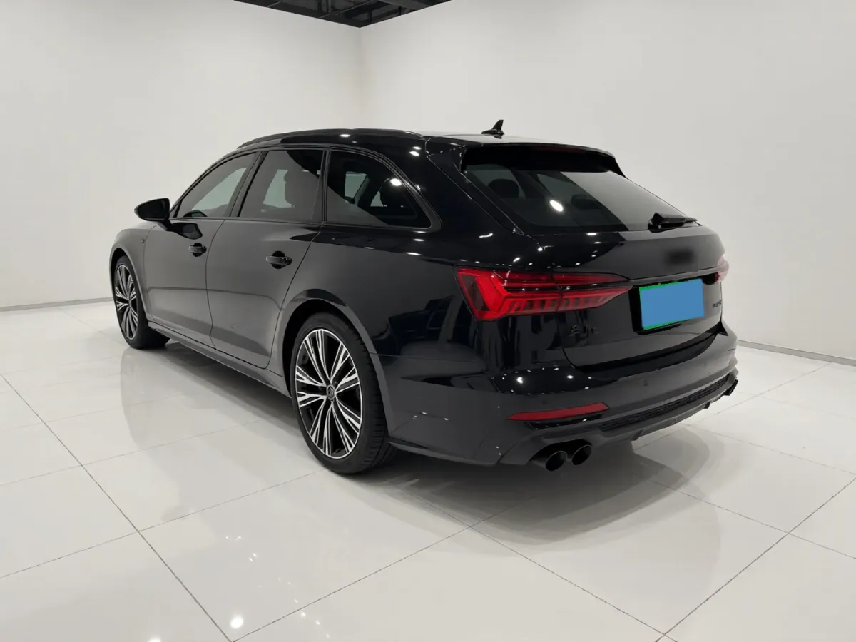 2023 Audi A6 2.0T 265HP L4 7DCT,autocango,china used car exporter,china ev exporter,chinese used car exporter,chinese used ev exporter