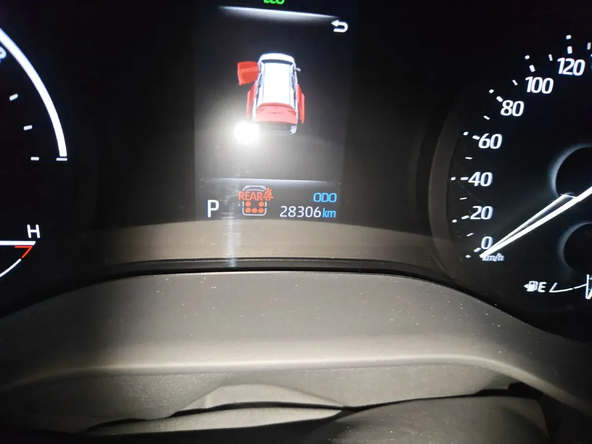 2023 Toyota Sienna 2.5L 189HP L4 E-CVT Hybrid,autocango,china used car exporter,china ev exporter,chinese used car exporter,chinese used ev exporter