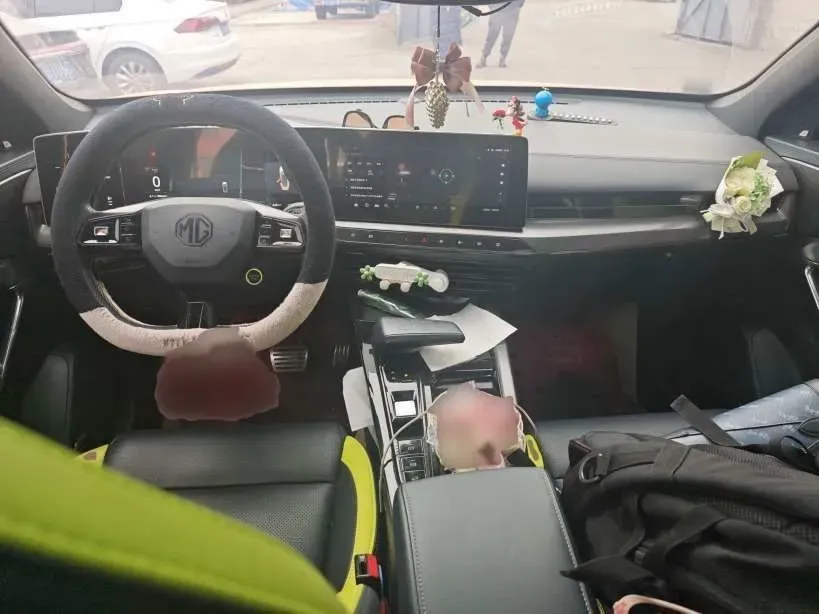 2022 MG ONE 1.5T 181HP L4 CVT,autocango,china used car exporter,china ev exporter,chinese used car exporter,chinese used ev exporter